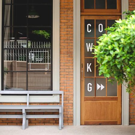 Oneday Hostel Sukhumvit 26 Bangkok Dış mekan fotoğraf