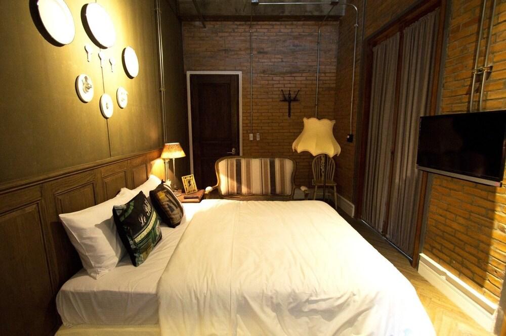 Oneday Hostel Sukhumvit 26 Bangkok Dış mekan fotoğraf