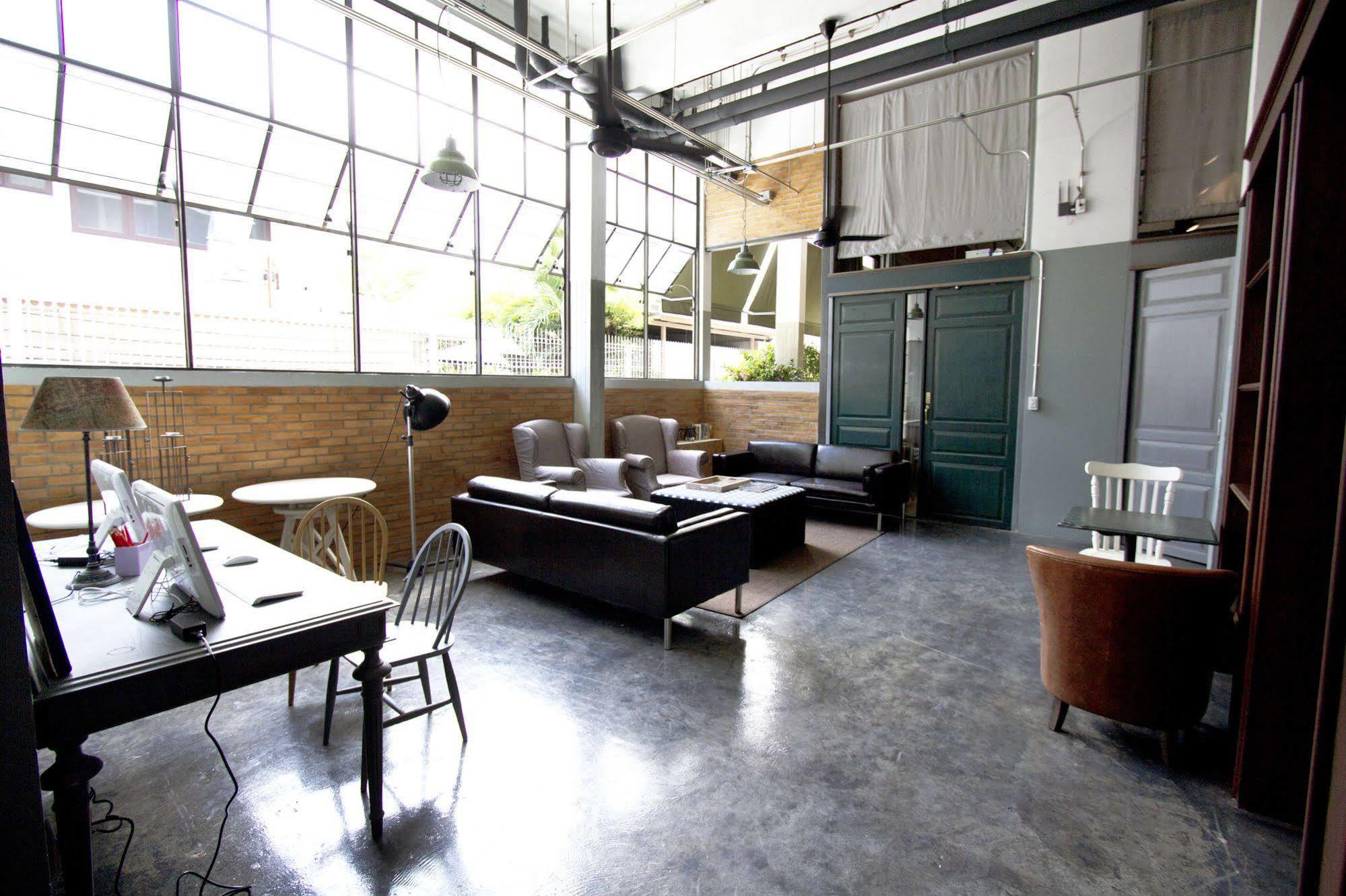 Oneday Hostel Sukhumvit 26 Bangkok Dış mekan fotoğraf