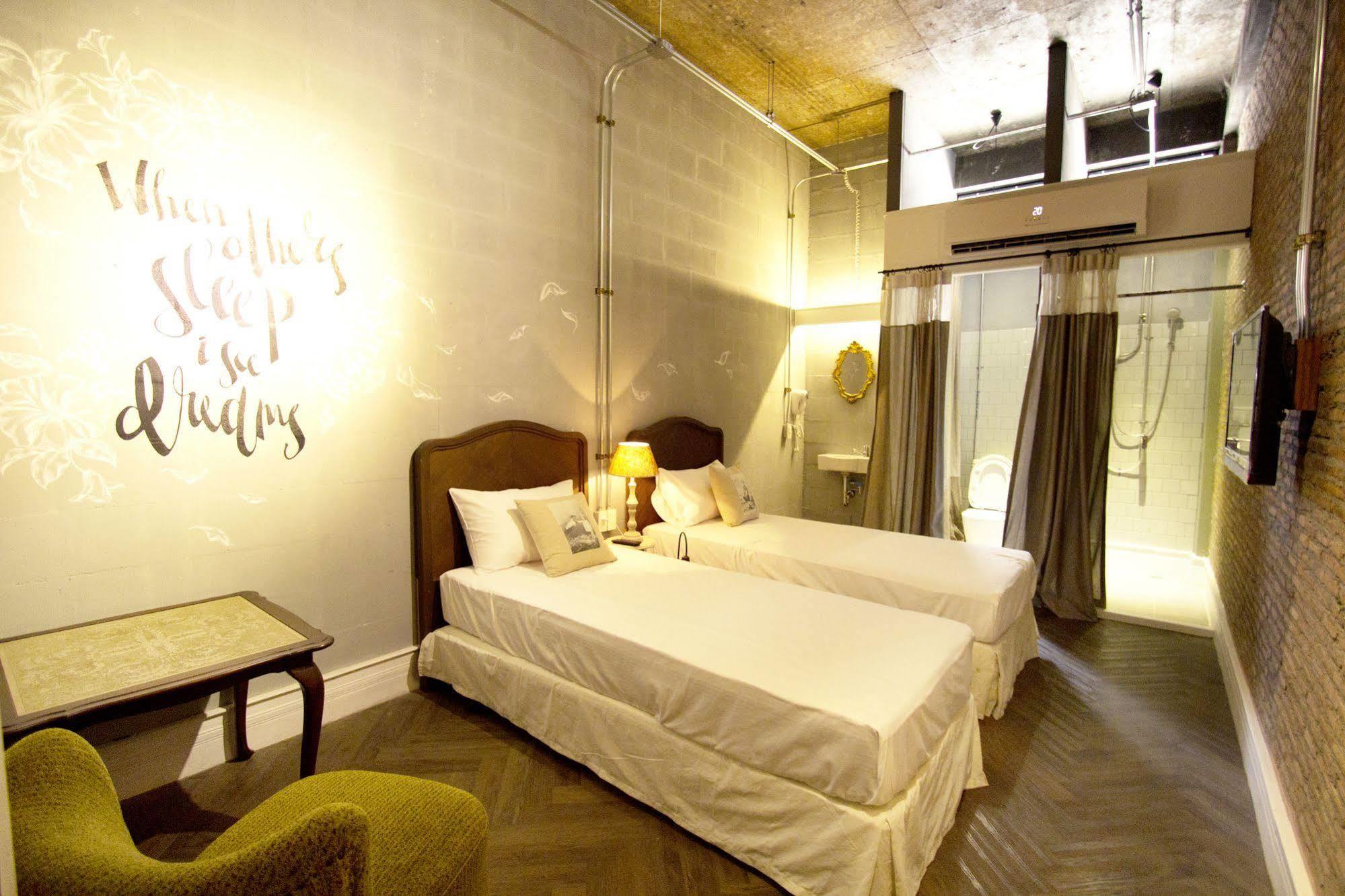 Oneday Hostel Sukhumvit 26 Bangkok Dış mekan fotoğraf