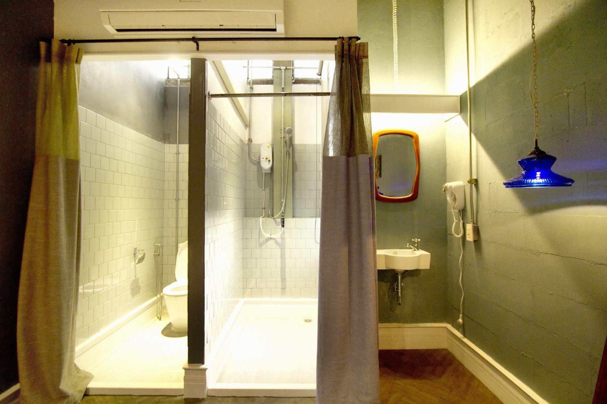 Oneday Hostel Sukhumvit 26 Bangkok Dış mekan fotoğraf